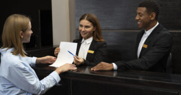 receptionists-elegant-suits-work-hours